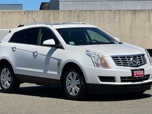 Used 2016 Cadillac SRX Luxury w/ Driver Awareness Package AWD/4WD image 5