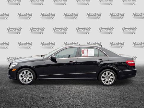 Used 2013 Mercedes-Benz E 350 4MATIC Sedan image 7