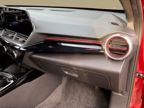 Used 2025 Chevrolet Trax RS w/ Driver Confidence Package image 18