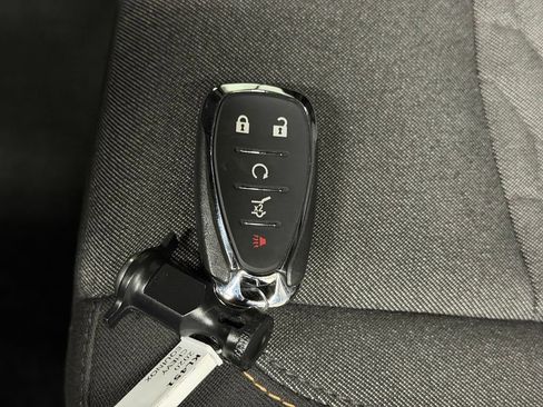 Certified 2020 Chevrolet Equinox LT FWD image 23