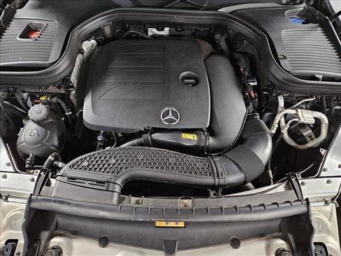 Used 2021 Mercedes-Benz GLC 300 image 20