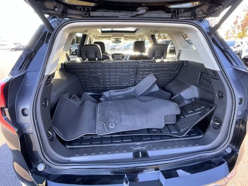 Used 2019 GMC Terrain Denali w/ Advanced Safety Package image 22