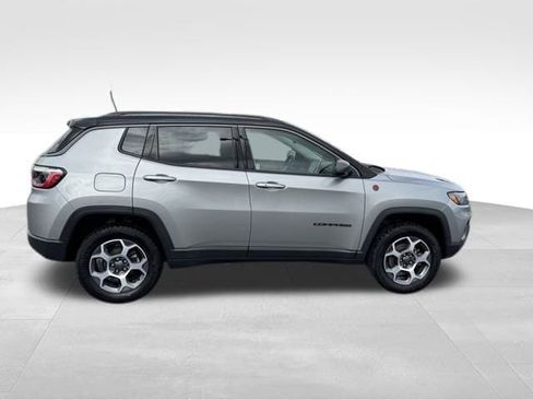 Used 2022 Jeep Compass Trailhawk w/ Sun and Sound Group image 48