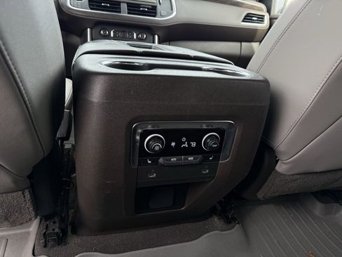 Used 2021 Chevrolet Tahoe Z71 w/ Z71 Signature Package image 26