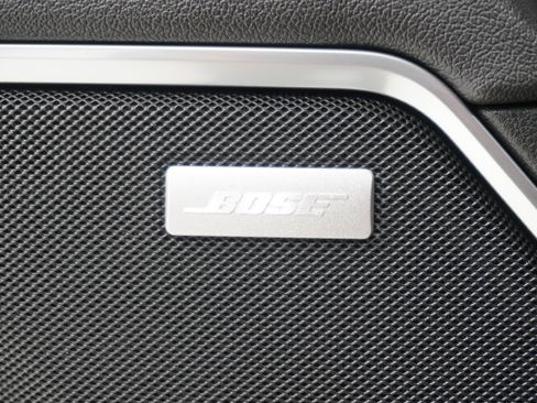 Used 2025 GMC Sierra 2500 SLT w/ SLT Convenience Package AWD/4WD image 19