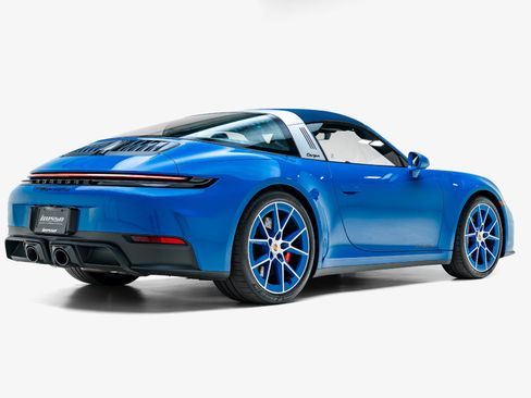 Used 2026 Porsche 911 Targa 4 GTS AWD/4WD image 14