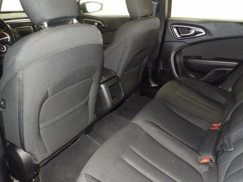 Used 2017 Chrysler 200 LX image 10