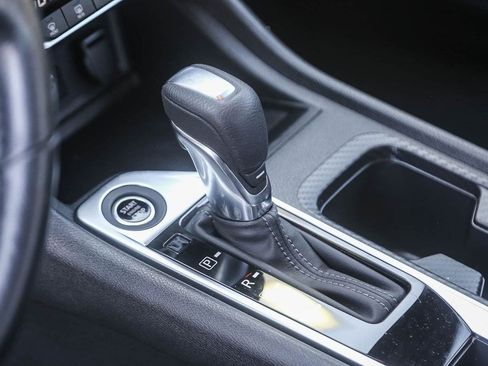 Used 2024 Nissan Sentra SV w/ All-Weather Package FWD image 18