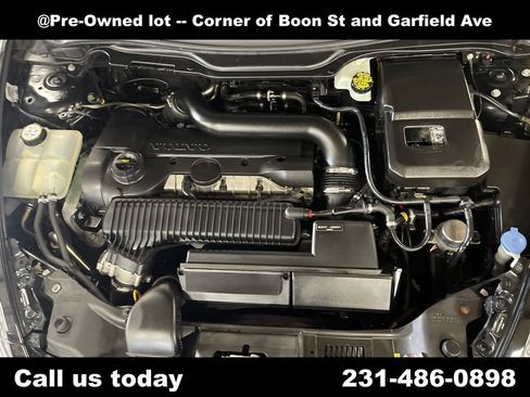 Used 2013 Volvo C70 T5 FWD image 9