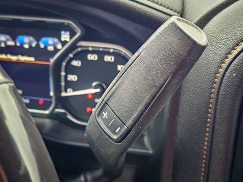 Used 2020 GMC Sierra 2500 AT4 w/ AT4 Premium Package image 21