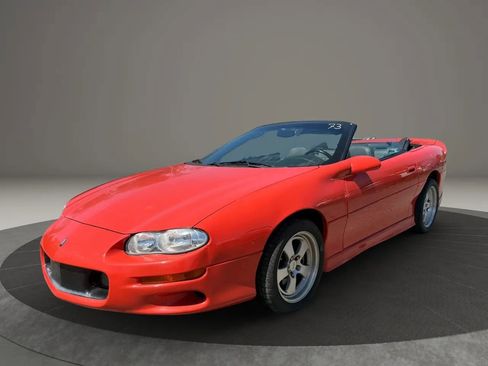 Used 1999 Chevrolet Camaro Z28 w/ Sport Appearance Pkg RWD image 10