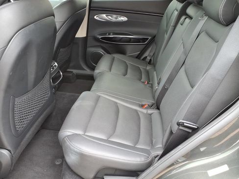 Used 2025 Genesis GV70 2.5T AWD/4WD image 13