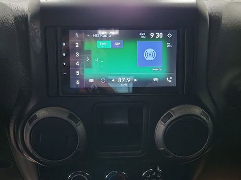 Used 2013 Jeep Wrangler Sport AWD/4WD image 3