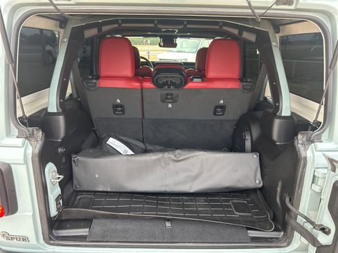 Used 2024 Jeep Wrangler Unlimited Rubicon 392 image 12