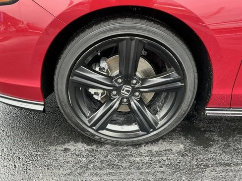 Used 2025 Honda Accord Sport image 11