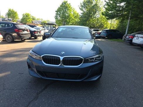 Used 2025 BMW 330i Sedan w/ Premium Package image 3