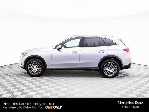 New 2026 Mercedes-Benz GLC 300 GLC 300 image 2