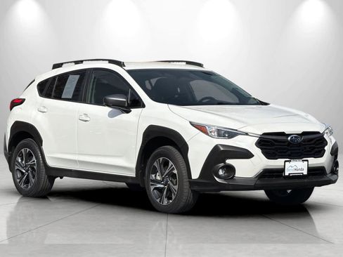 Used 2024 Subaru Crosstrek 2.0i Premium image 9
