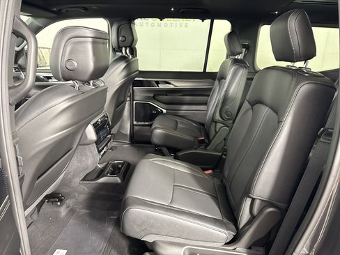 New 2026 Jeep Grand Wagoneer Limited AWD/4WD image 14
