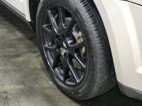 Used 2019 Dodge Journey SE w/ Connectivity Group image 7