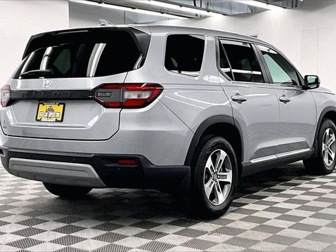 Used 2023 Honda Pilot EX-L image 12