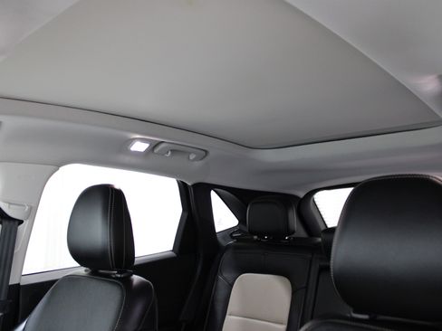 Used 2022 Ford Escape Titanium w/ Titanium Elite Package image 28