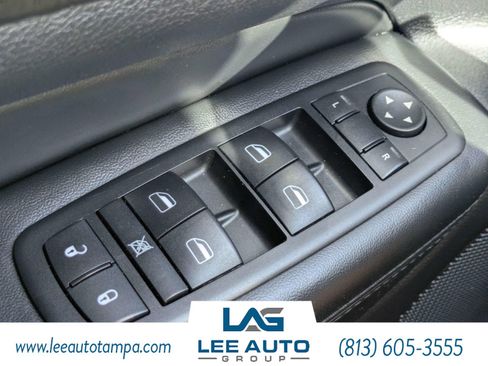 Used 2011 Jeep Grand Cherokee Laredo w/ Trailer Tow Group AWD/4WD image 20