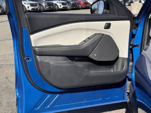 New 2025 Ford Mustang Mach-E Premium image 15