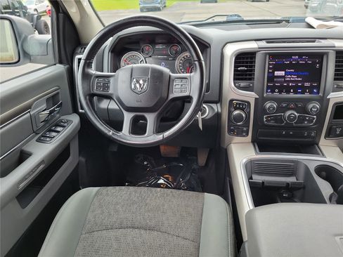 Used 2018 RAM 1500 Big Horn AWD/4WD image 9