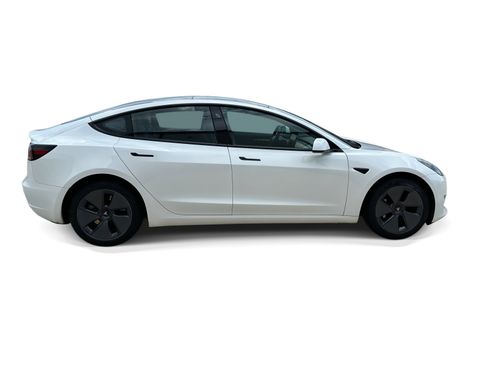 Certified 2023 Tesla Model 3 Standard Range RWD image 7