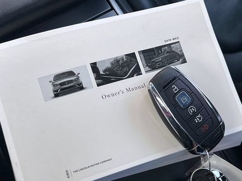 Used 2019 Lincoln MKZ Reserve w/ Reserve Plus Package FWD image 12