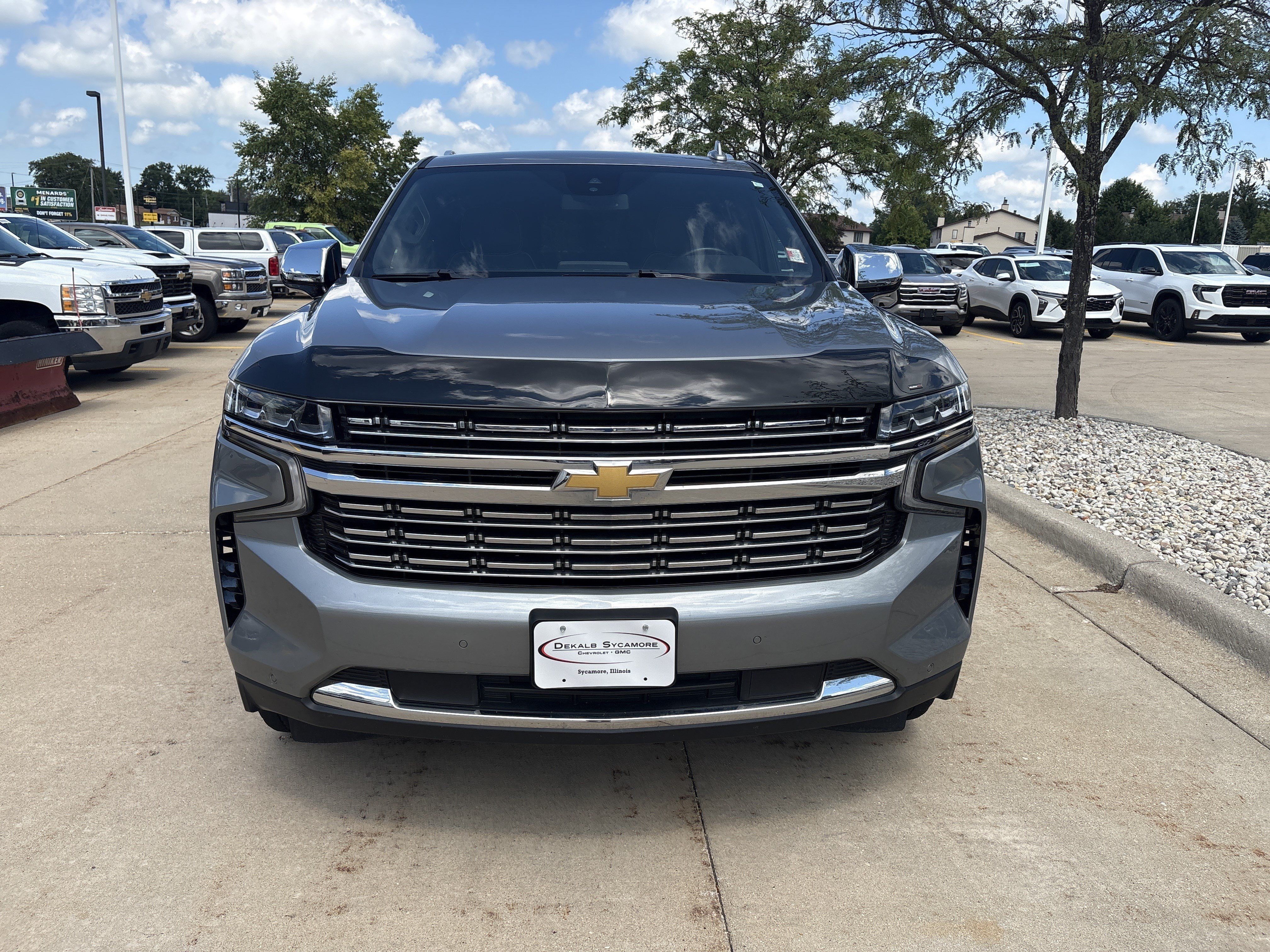 Used 2023 Chevrolet Tahoe Premier AWD/4WD image 8
