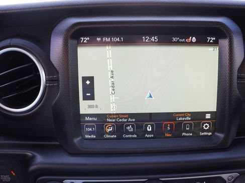 Used 2023 Jeep Wrangler Unlimited Sahara w/ Cold Weather Group image 24