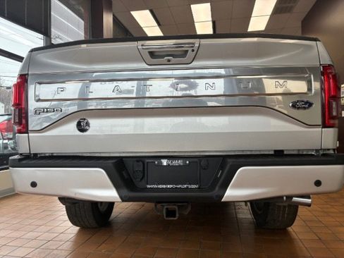 Used 2015 Ford F150 Platinum w/ Equipment Group 701A Luxury image 11