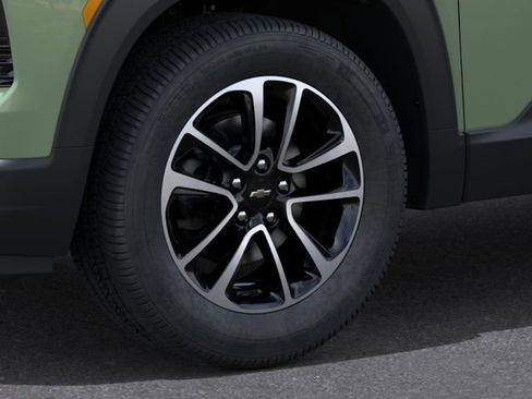 New 2026 Chevrolet TrailBlazer LT w/ Convenience Package FWD image 9