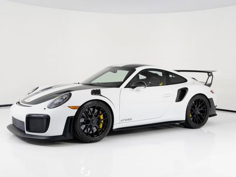 Used 2018 Porsche 911 GT2 RS image 7