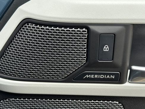Used 2023 Land Rover Defender 110 S image 20