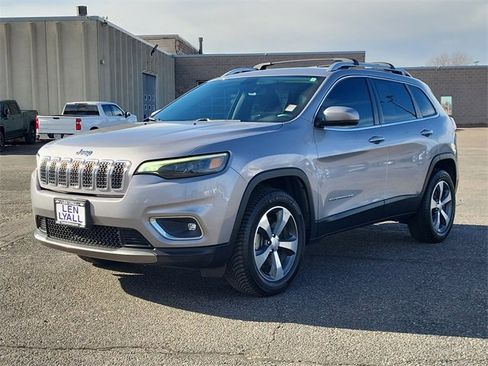 Used 2019 Jeep Cherokee Limited image 4