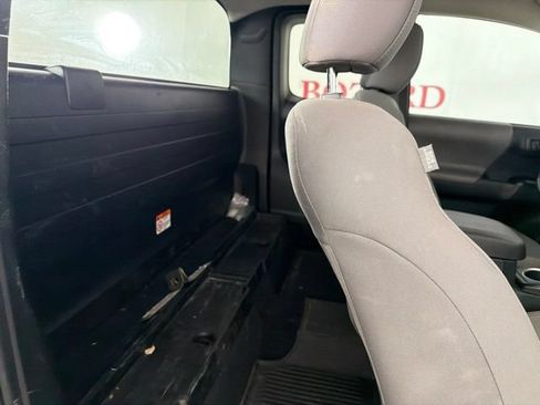 Used 2023 Toyota Tacoma SR RWD image 18