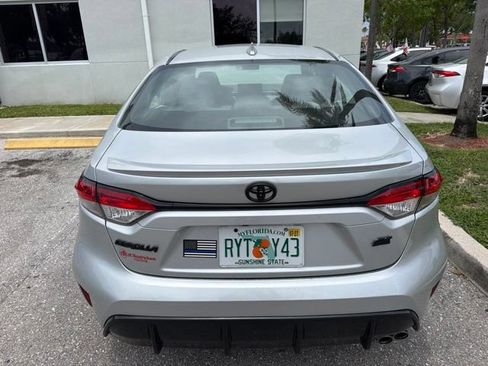 Used 2024 Toyota Corolla SE FWD image 5