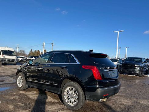 Used 2019 Cadillac XT5 FWD image 32
