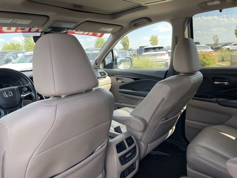 Used 2022 Honda Pilot Elite image 27