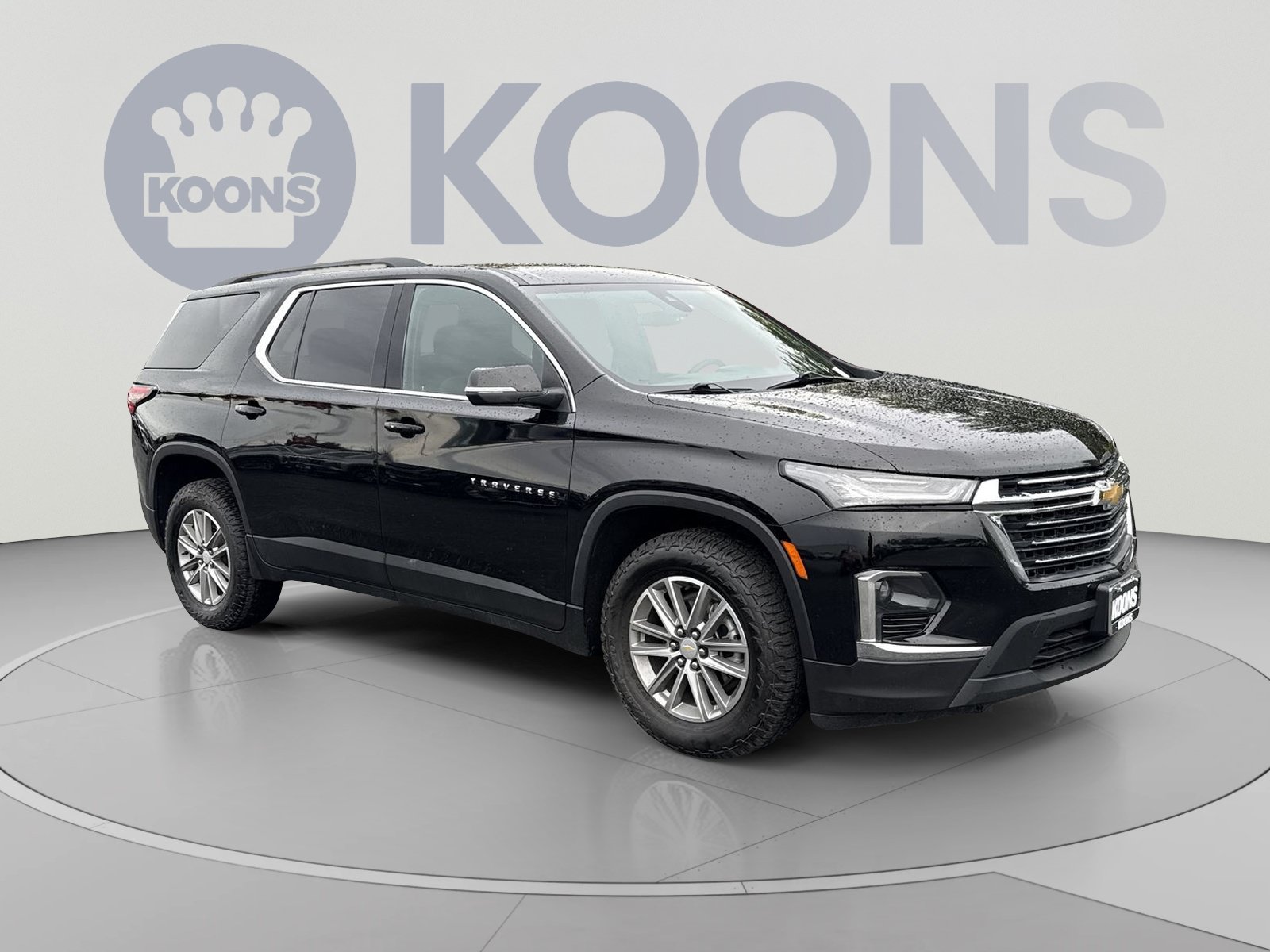 Used 2023 Chevrolet Traverse LT AWD/4WD image 2