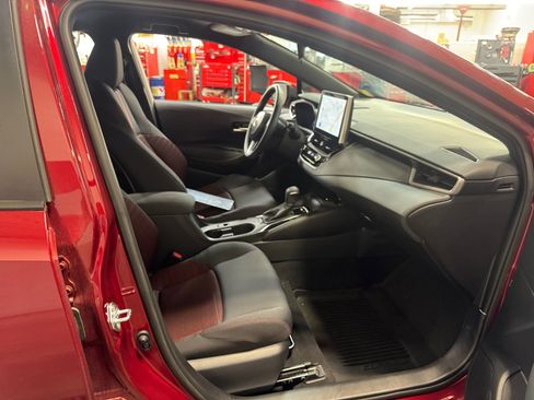 Certified 2026 Toyota Corolla SE w/ SE Package FWD image 19