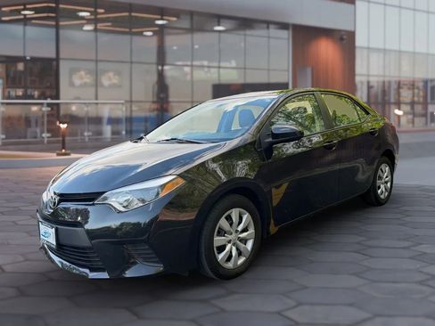 Used 2014 Toyota Corolla LE FWD image 4