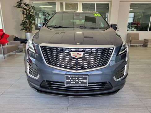 Used 2020 Cadillac XT5 Premium Luxury w/ LPO, Floor Liner Package AWD/4WD image 7