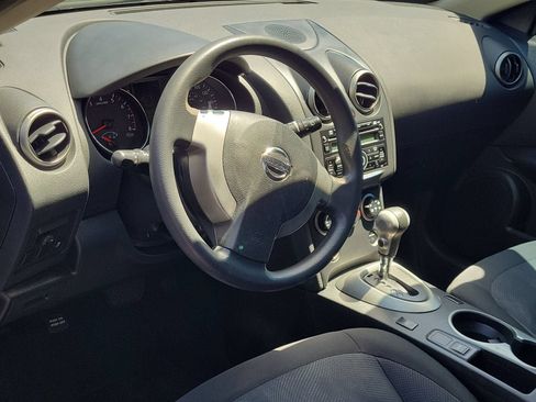 Used 2015 Nissan Rogue S FWD image 10