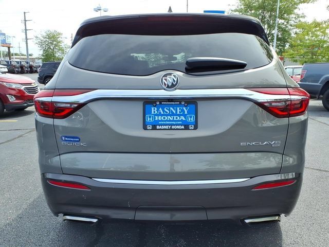 Used 2018 Buick Enclave Essence AWD/4WD image 8