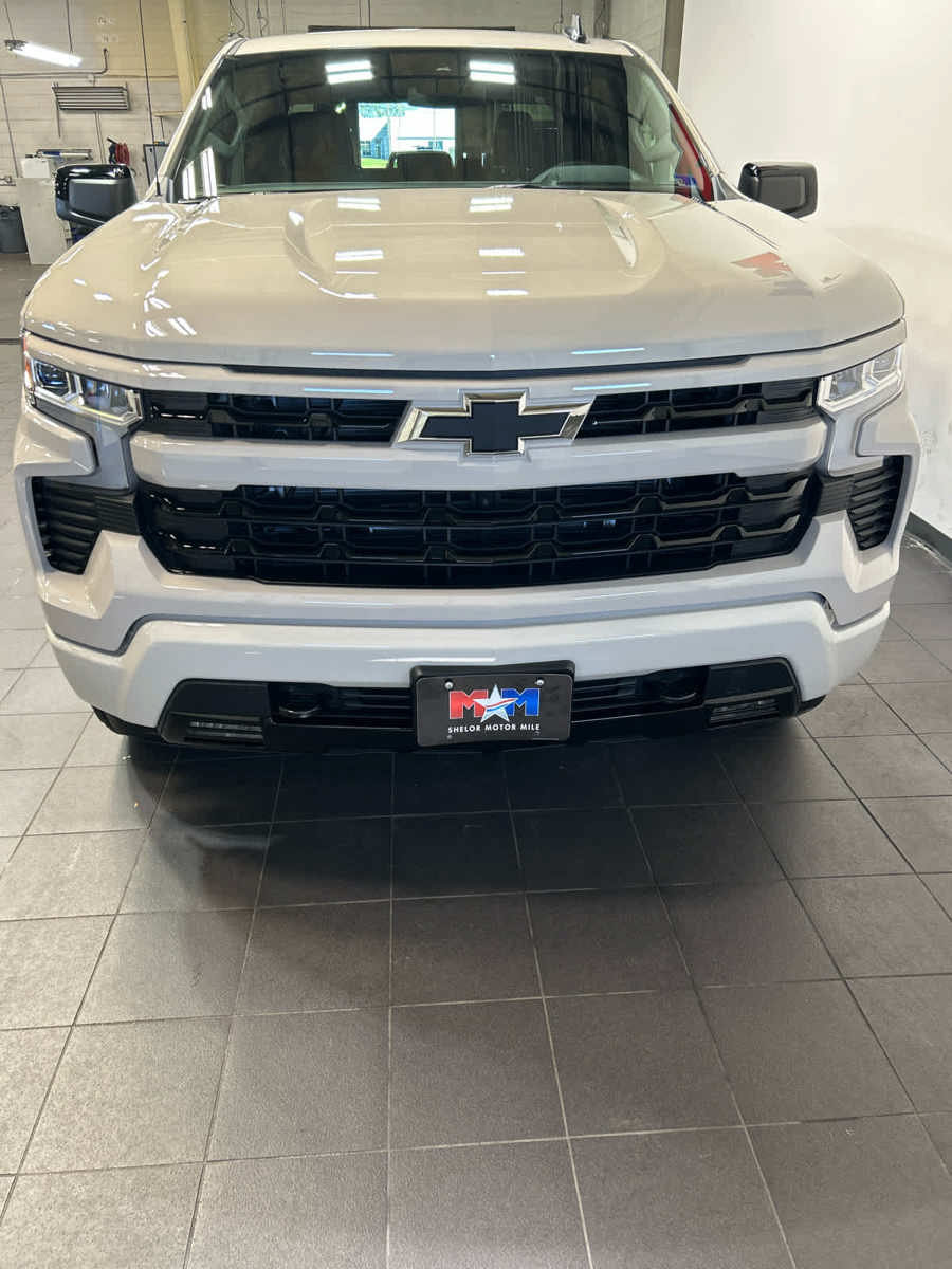 New 2026 Chevrolet Silverado 1500 RST w/ RST Select Package AWD/4WD image 3