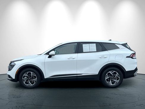 Used 2024 Kia Sportage LX image 7